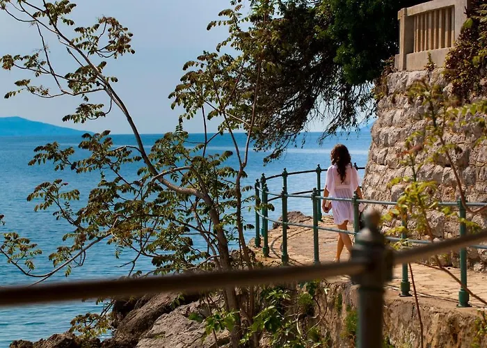 Amalia - By Liburnia & (adults Only) 4* أوباتيا