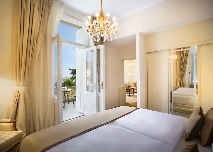 Amalia - By Liburnia & (adults Only)